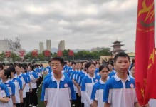 感谢军训生活——忠实记录大学人生中的磨练历程（团队合作、不屈不挠、奋发向前）