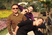 青春时光，与你相伴（友谊的珍贵，爱的陪伴）