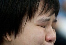 第一次伤心痛哭的女孩（从失去到成长）