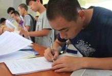 不畏困难，勇往直前（一个小女孩的成长故事）