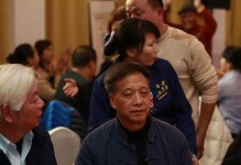 无私奉献，用爱点亮生命（一个女孩的努力让残疾儿童重获新生）